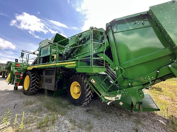 Image of John Deere CP770 equipment image 4