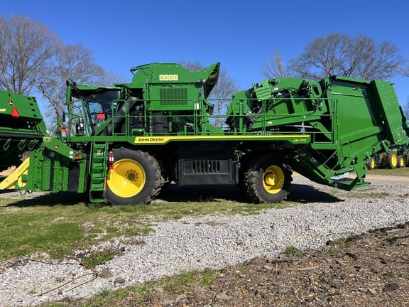 2024 John Deere CP770 Equipment Image0