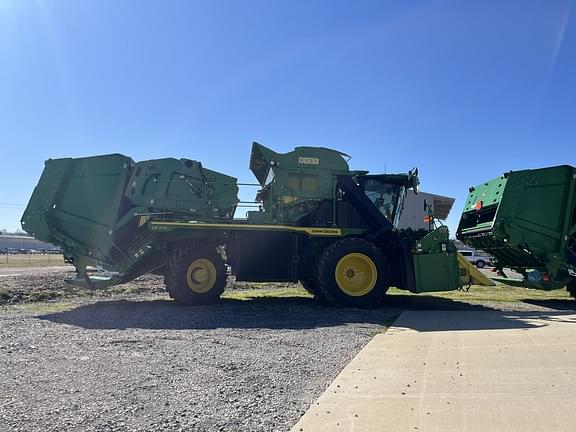 Image of John Deere CP770 equipment image 1