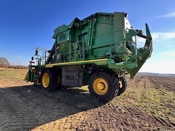 Image of John Deere CP770 equipment image 1