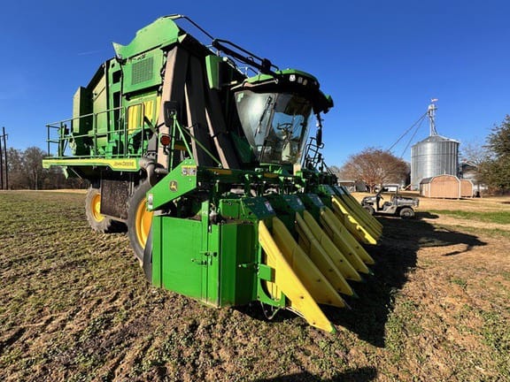 2024 John Deere CP770 Equipment Image0