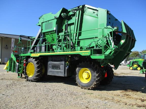 Image of John Deere CP770 equipment image 2