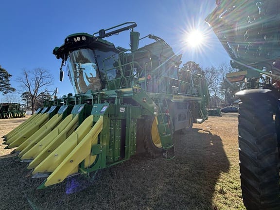 2024 John Deere CP770 Equipment Image0