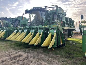 Main image John Deere CP770