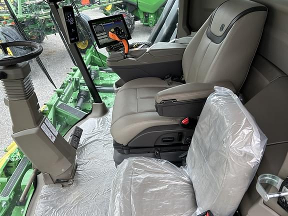 Image of John Deere CP770 equipment image 3