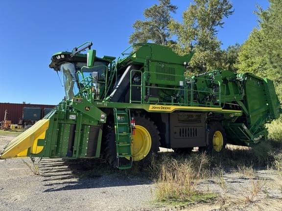 Image of John Deere CP770 equipment image 1