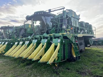 Main image John Deere CP770