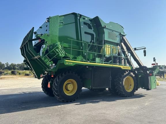 Image of John Deere CP770 equipment image 3