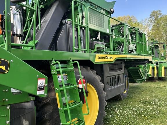 Image of John Deere CP770 equipment image 4