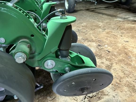 Image of John Deere DB44 equipment image 4