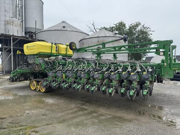 Image of John Deere DB60 equipment image 1