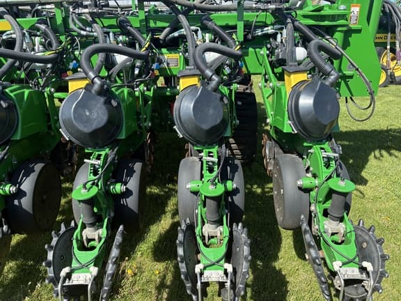 Image of John Deere DB60 equipment image 3