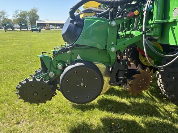 Image of John Deere DB60 equipment image 2