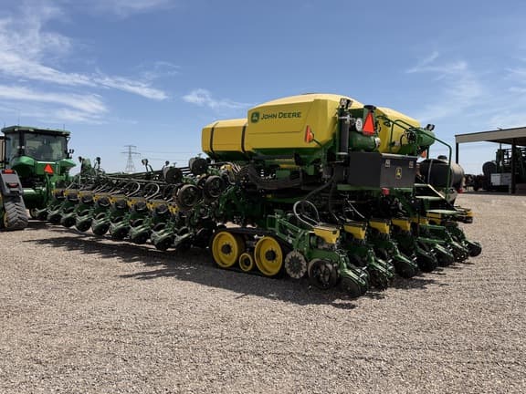 Image of John Deere DB60 equipment image 2