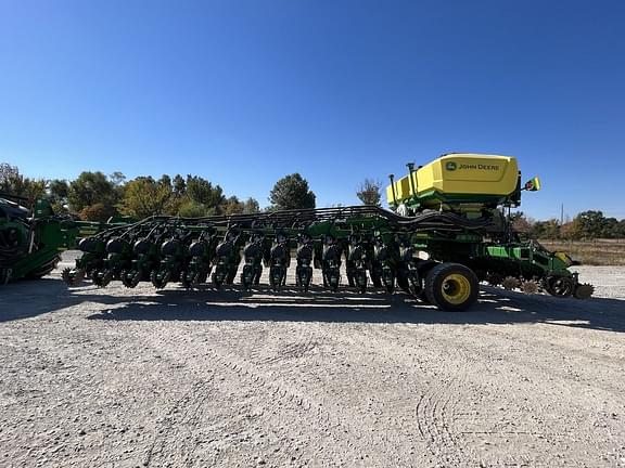 Image of John Deere DB60 equipment image 4
