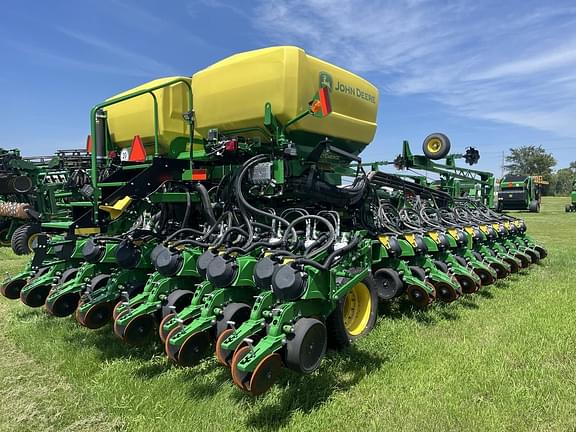 Image of John Deere DB60 equipment image 4
