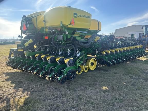 Image of John Deere DB60 equipment image 3