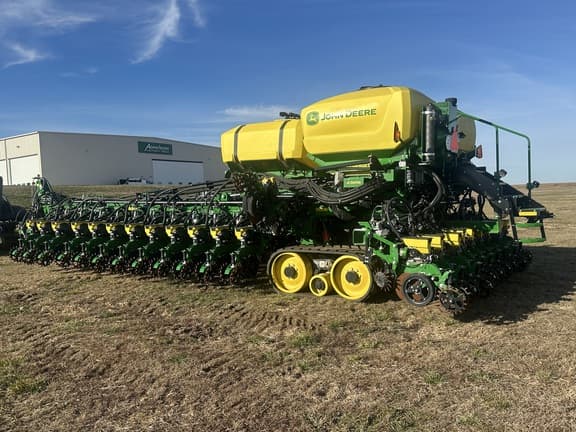 Image of John Deere DB60 equipment image 3