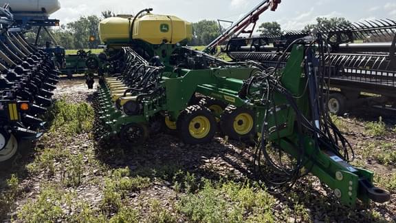 Image of John Deere DB60 equipment image 1