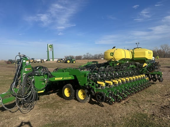 2024 John Deere DB60 Equipment Image0