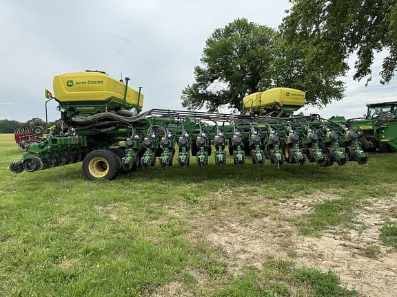 Image of John Deere DB60 equipment image 4
