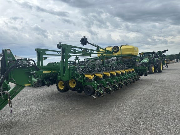 2023 John Deere DB60 Equipment Image0