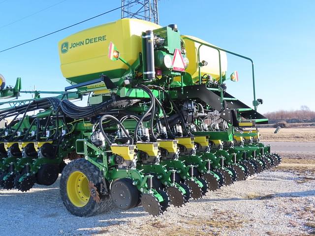 Image of John Deere DB60 equipment image 2