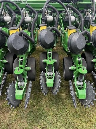 Image of John Deere DB60 equipment image 2