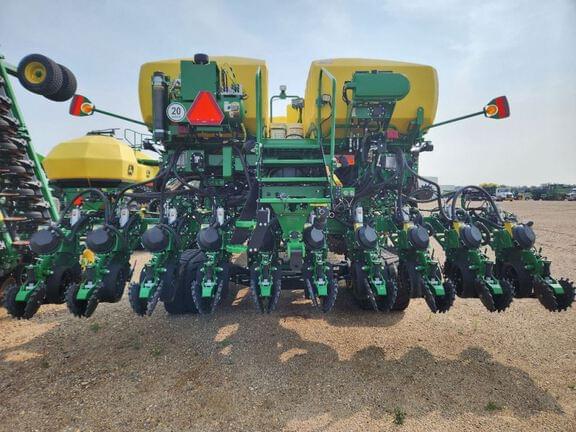 Image of John Deere DB66 equipment image 3