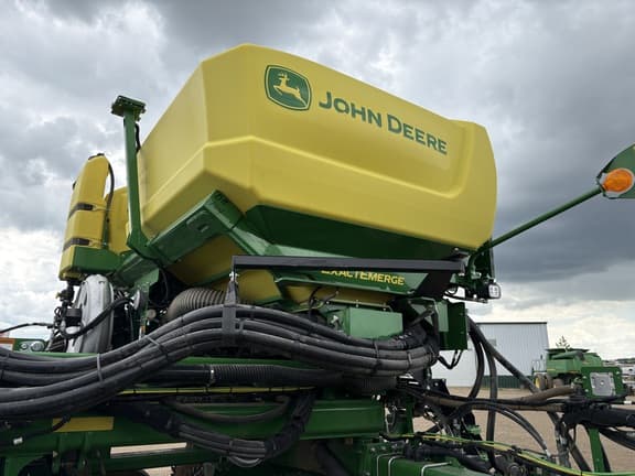 Image of John Deere DB66 equipment image 4