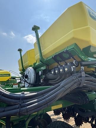 Image of John Deere DB66 equipment image 4