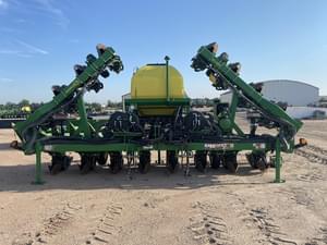 2024 John Deere DR16X Image