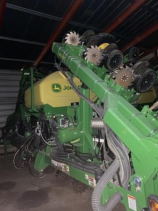 Image of John Deere DR16X Primary image