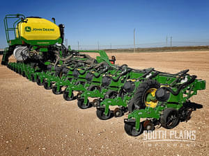 2024 John Deere DR16X Image