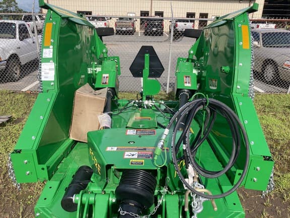 Image of John Deere FC12E equipment image 3