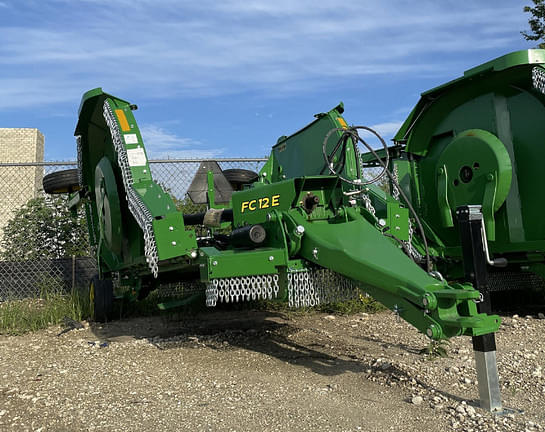 Image of John Deere FC12E Primary image