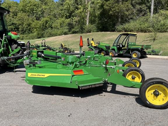 Image of John Deere FC12E equipment image 3