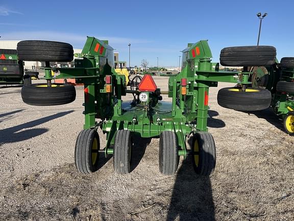 Image of John Deere FC15R equipment image 4