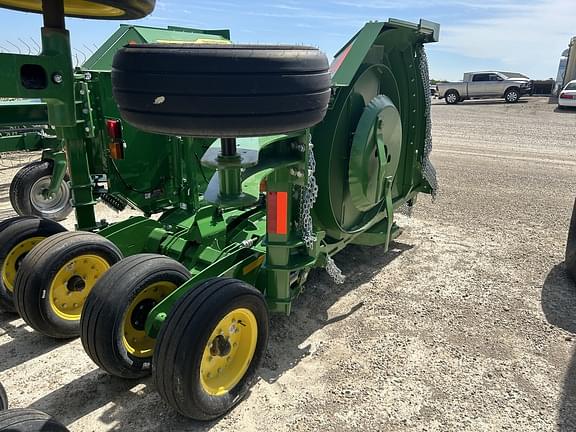 Image of John Deere FC15R equipment image 3