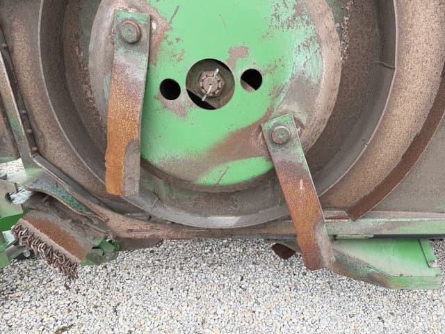 Image of John Deere FC15R equipment image 4