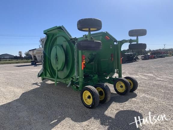 Image of John Deere FC20R equipment image 4