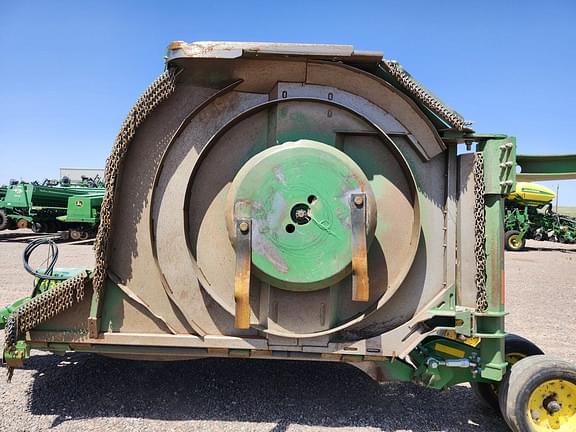 Image of John Deere FC20R equipment image 1