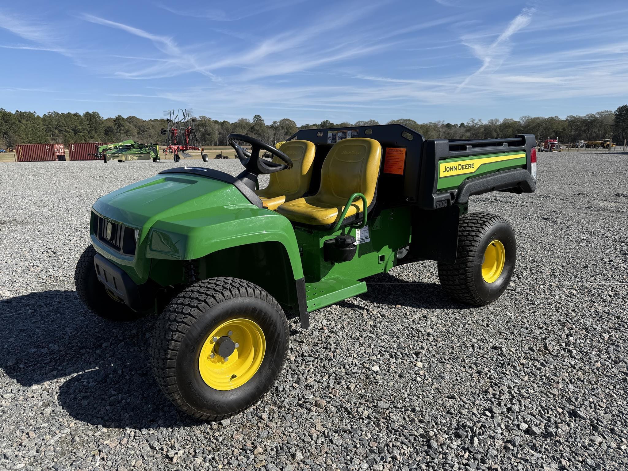 2024 John Deere Gator TX 4x2 Equipment Image0