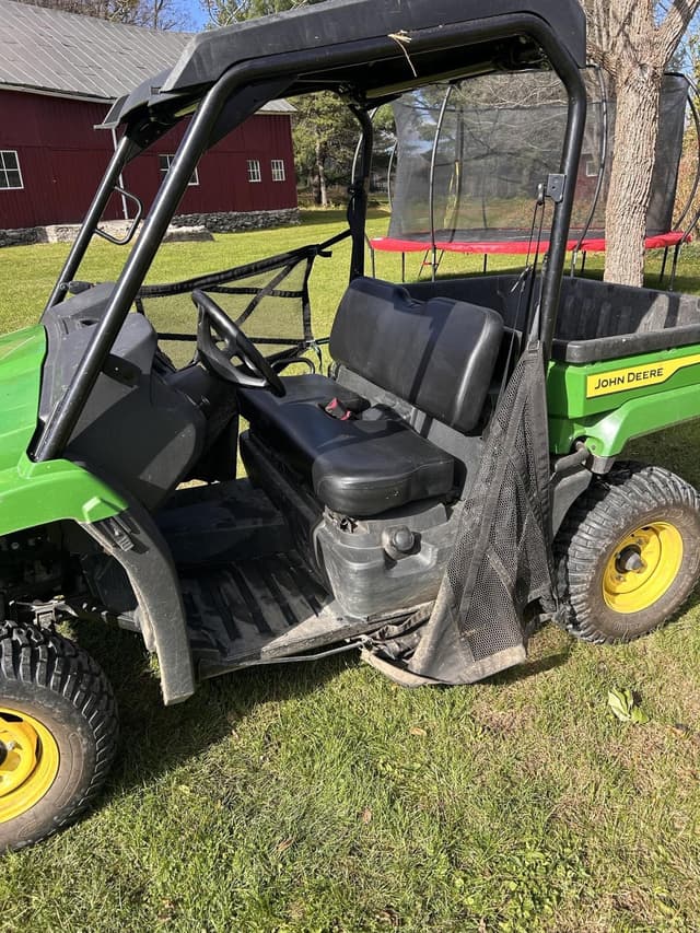Image of John Deere XUV 560E equipment image 2