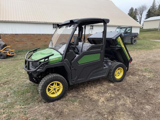 Image of John Deere XUV 835M equipment image 3