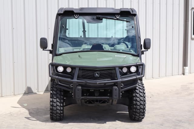 Image of John Deere Gator XUV 835R equipment image 1