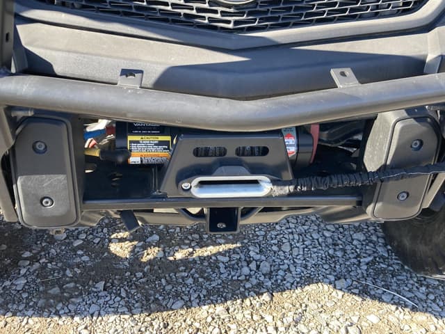 Image of John Deere XUV 835R equipment image 2