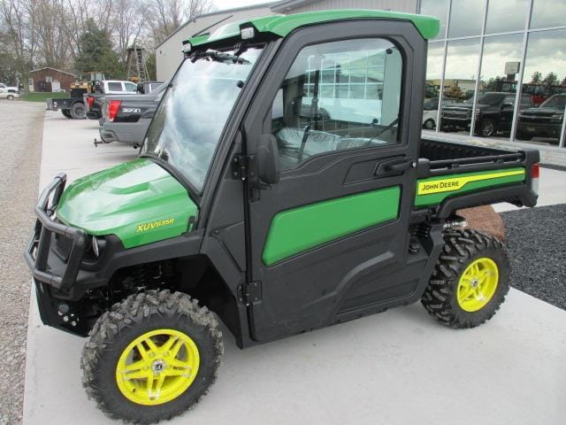 2024 John Deere XUV 835R Equipment Image0