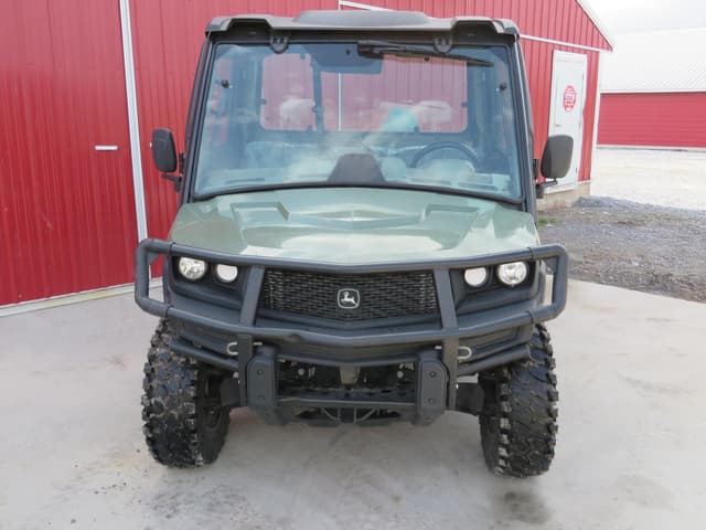 Image of John Deere XUV 835R equipment image 4