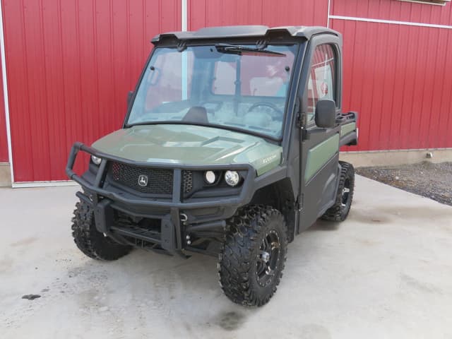Image of John Deere XUV 835R equipment image 3